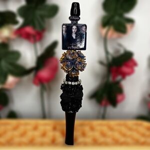 Eclipse Handmade Beaded Pen with Black Roses & Floral Bead | Vampire Girl